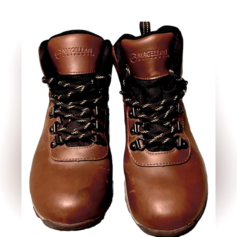 Magellan Outdoors Boys Youth Brown Waterproof Leather Hiking Boots Sz 3D